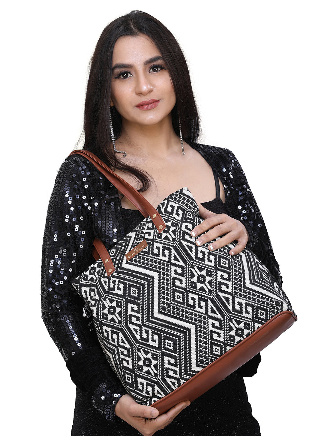 NR By Nidhi Rathi Printed Shopper Shoulder Bag